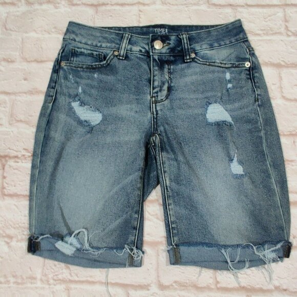 Time and Tru 4 Distressed Denim Bermuda Shorts Raw Hem Mid Rise Grunge Casual - Picture 6 of 8